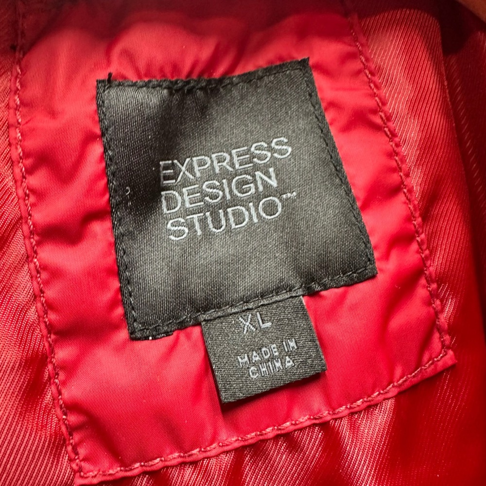 Express Design Studio Men's Red Quilted Puffer Vest XL Insulated Zip Casual - Picture 2 of 5